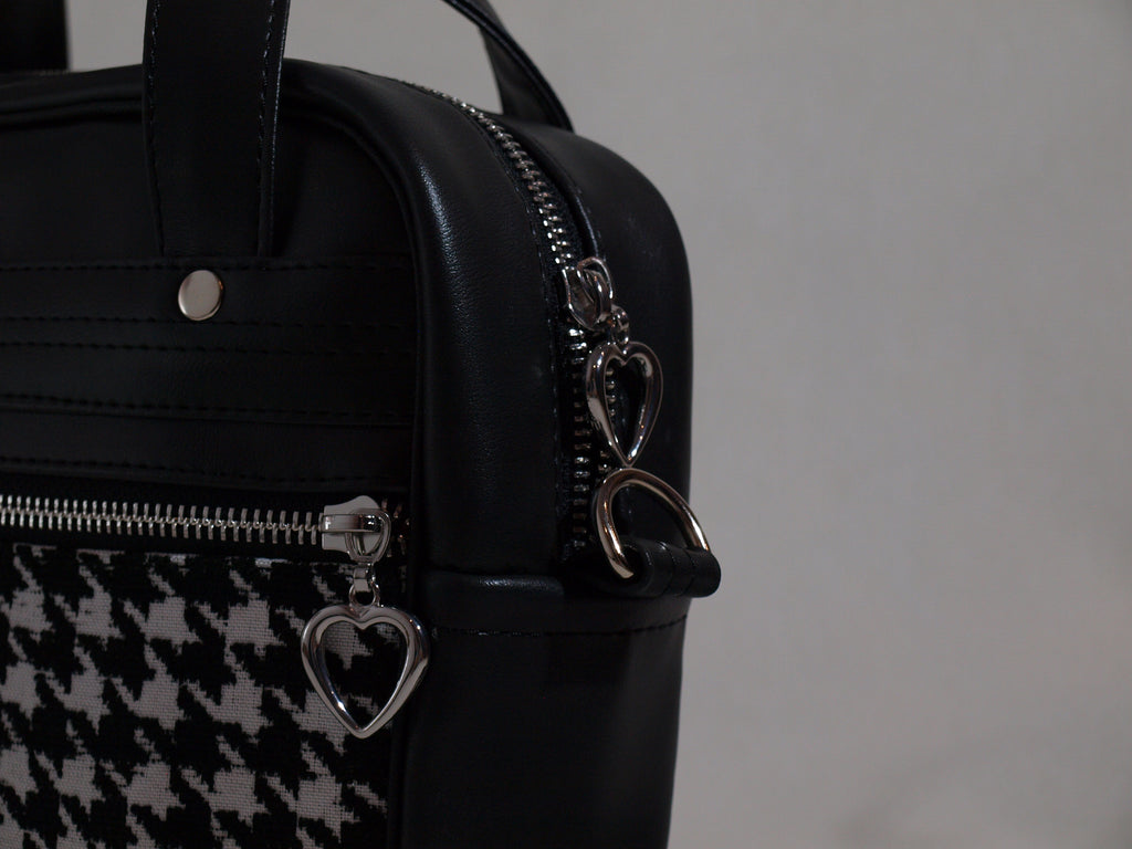 MODERN BAG